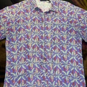 Patagonia Women's Purple Leaf Print Button Down Shirt